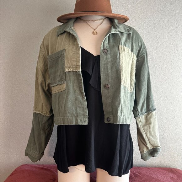 Angel Kiss Green Color Block Cropped Jacket - Picture 1 of 4